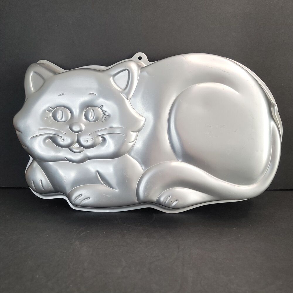 Vintage 1987 Wilton Kitty Cat Kitten Cake Pan 2105-1009 Aluminum Mold
